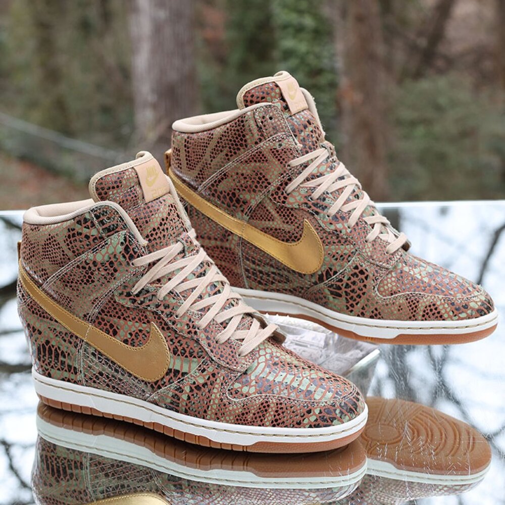 Nike Dunk Sky Hi Year of the Snake QS - Picture 9 of 16